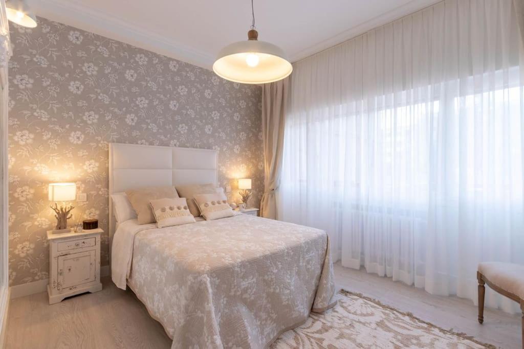 Apartamento Luxury Centro Bilbao Garaje Buitenkant foto