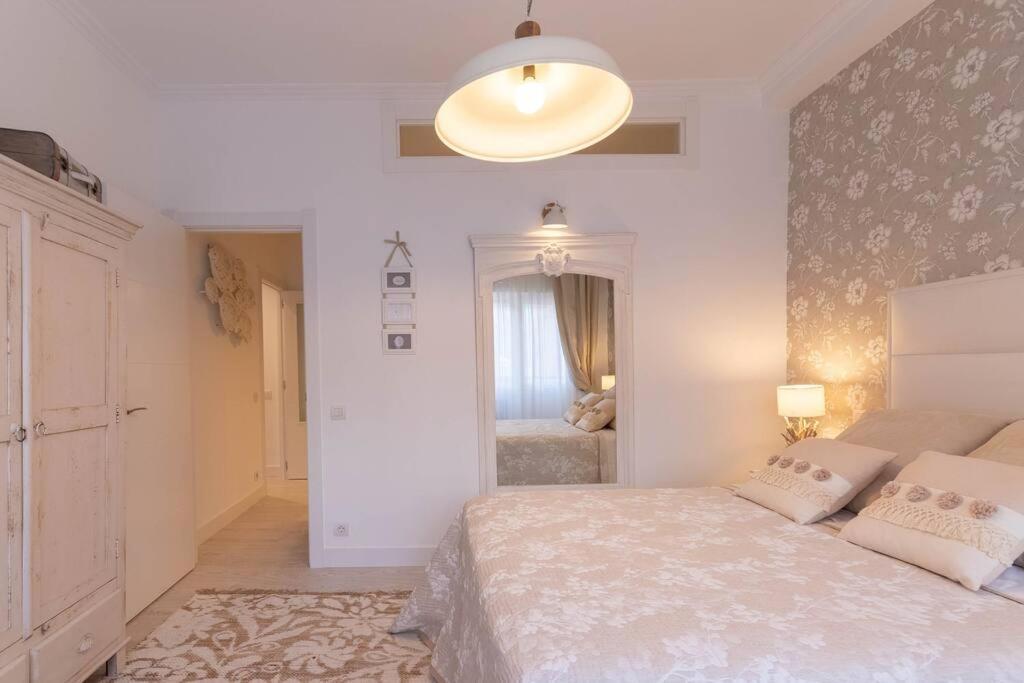 Apartamento Luxury Centro Bilbao Garaje Buitenkant foto
